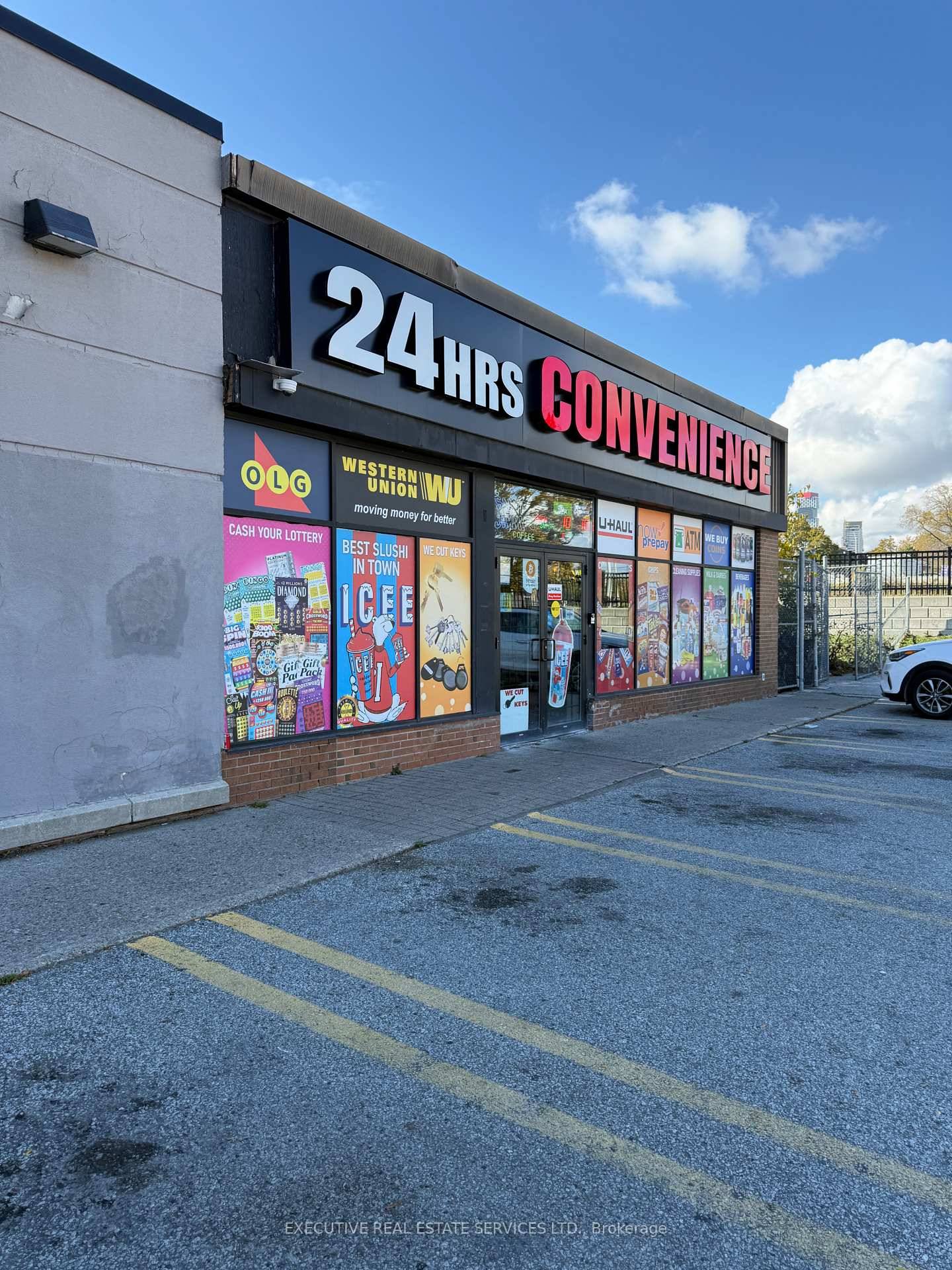 Outstanding opportunity for business owners and investors with vision !