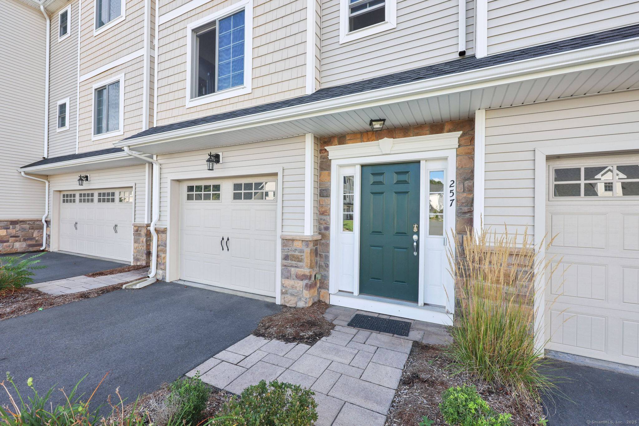 BETTER THAN NEW ! 2019 built TOWNHOME at highly sought after SOUTH WINDSOR WOODS community.