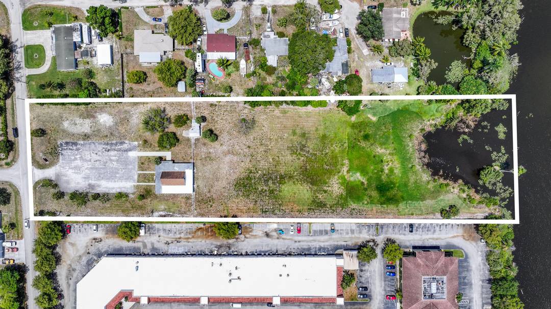 Rare opportunity to own a large 3.