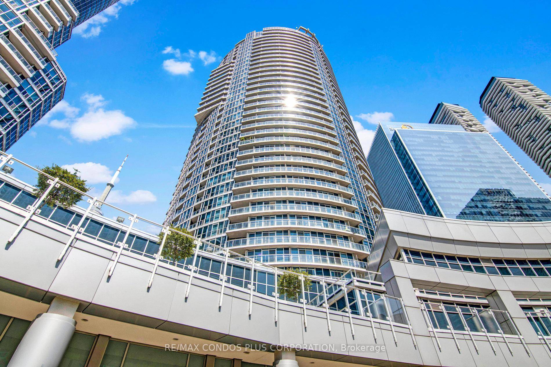 Welcome to Waterclub Condos In The Heart Of T.