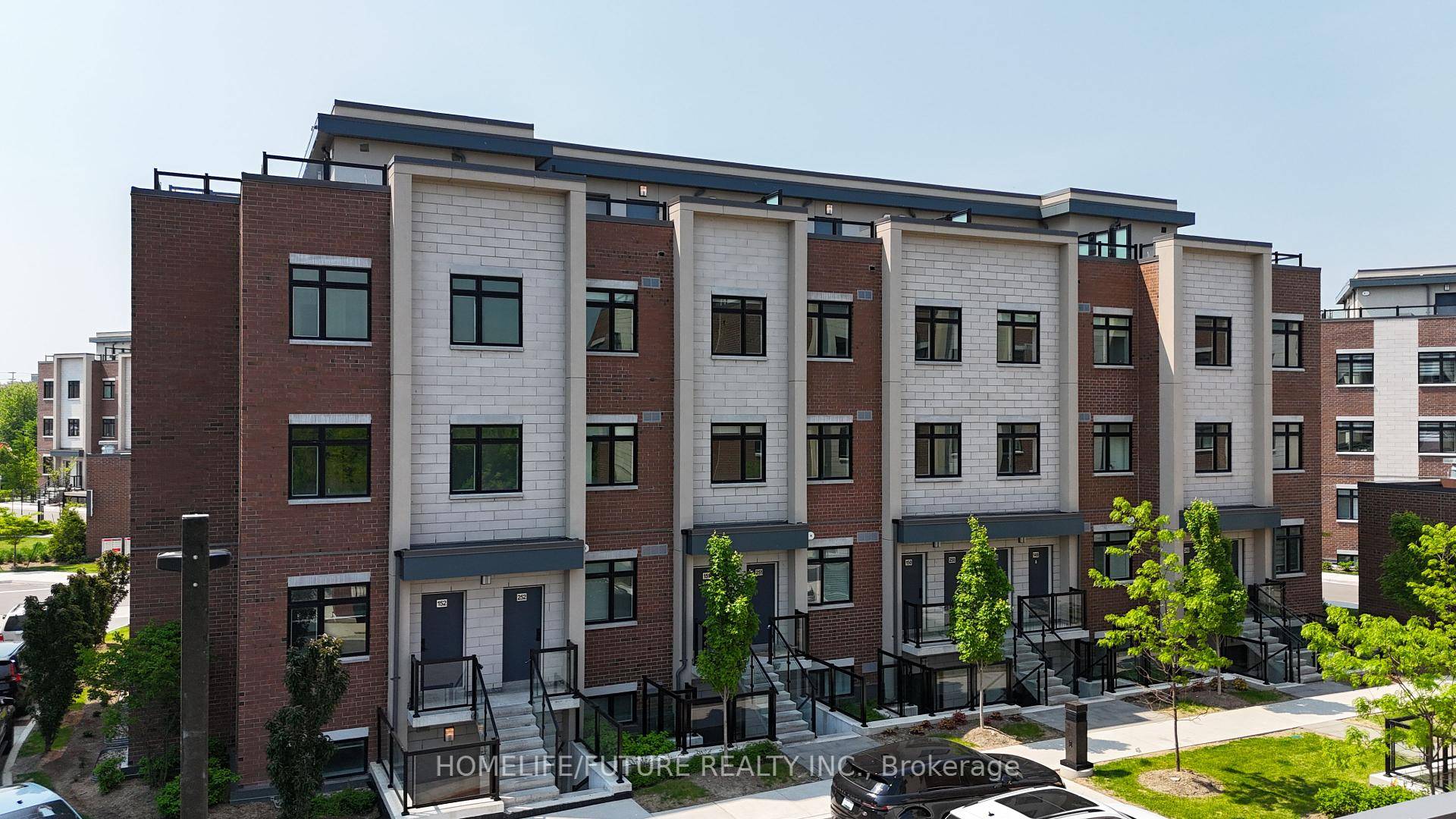 Welcome To New 2 Bedroom 2 Washrooms Stacked Townhome Located In A Charming And Vibrant Community Of Port Credit Rise At Stride Urban Towns, Laminated Flooring, 9' Ceiling, Large Rooftop ...
