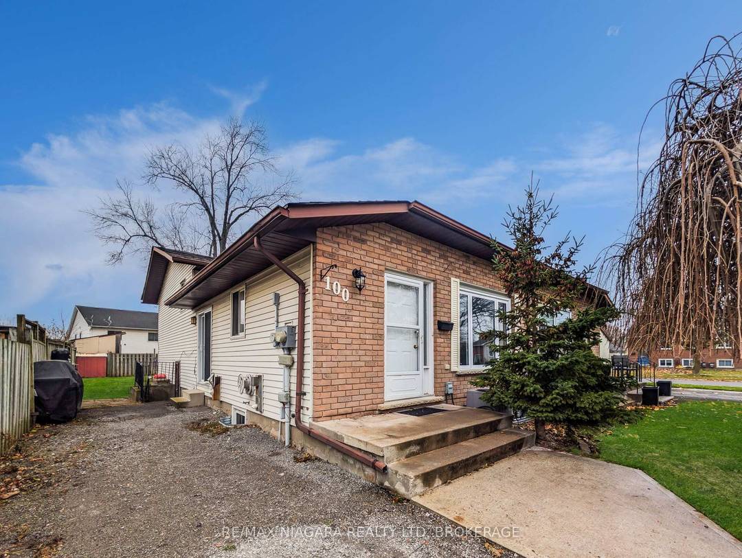 Welcome to 100 Terrace Ave, a spacious and versatile legal duplex located in a quiet, family friendly Welland neighbourhood.
