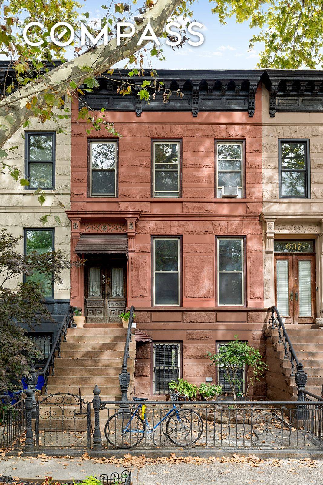An historic brownstone waiting to be reawakened !