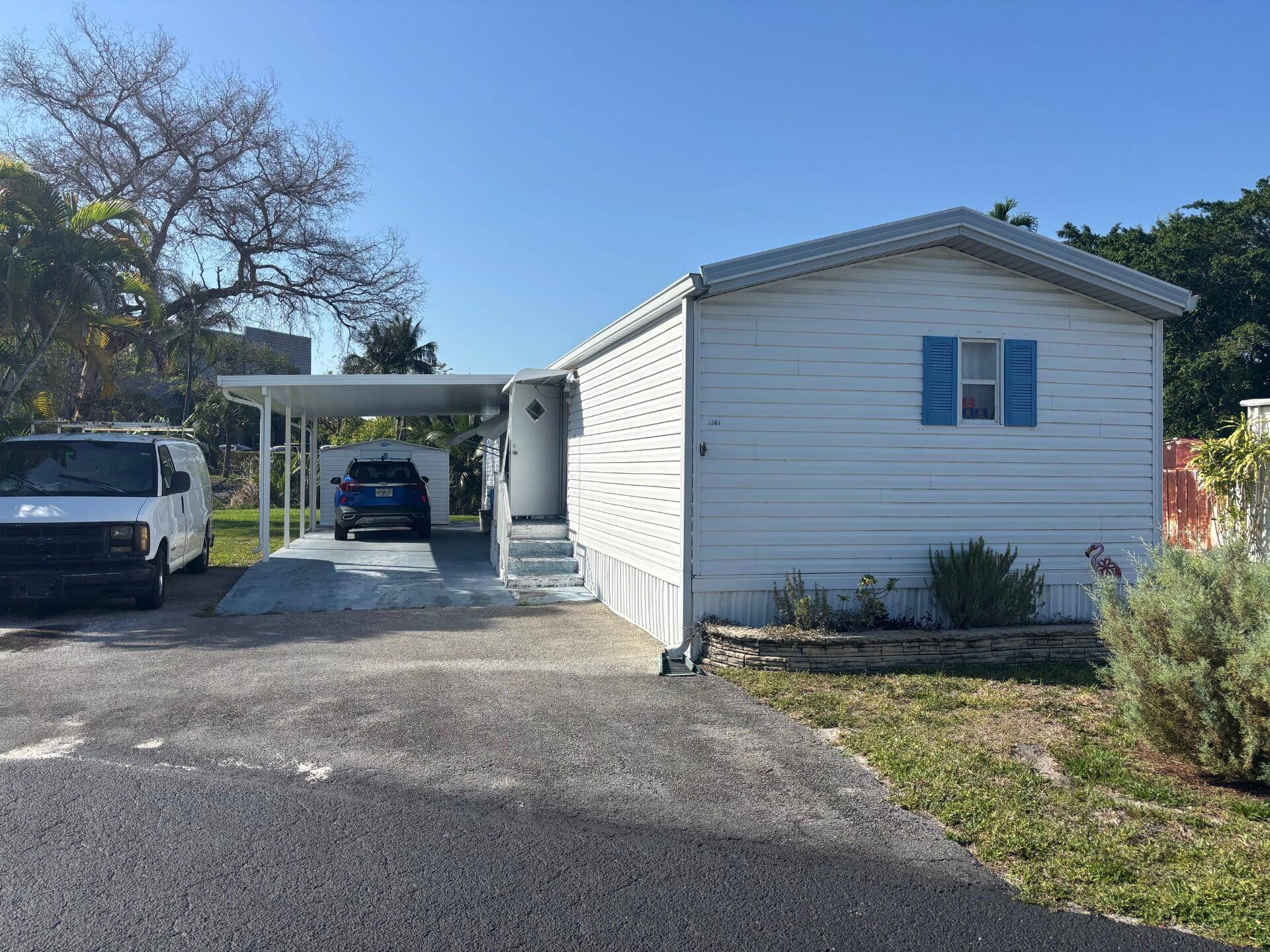 WELL MAINTAINED MANUFACTURED HOME WITH 2 BEDROOMS, 2 BATHS, LOCATED IN EVERGLADES LAKES A 55 COMMUNITY.