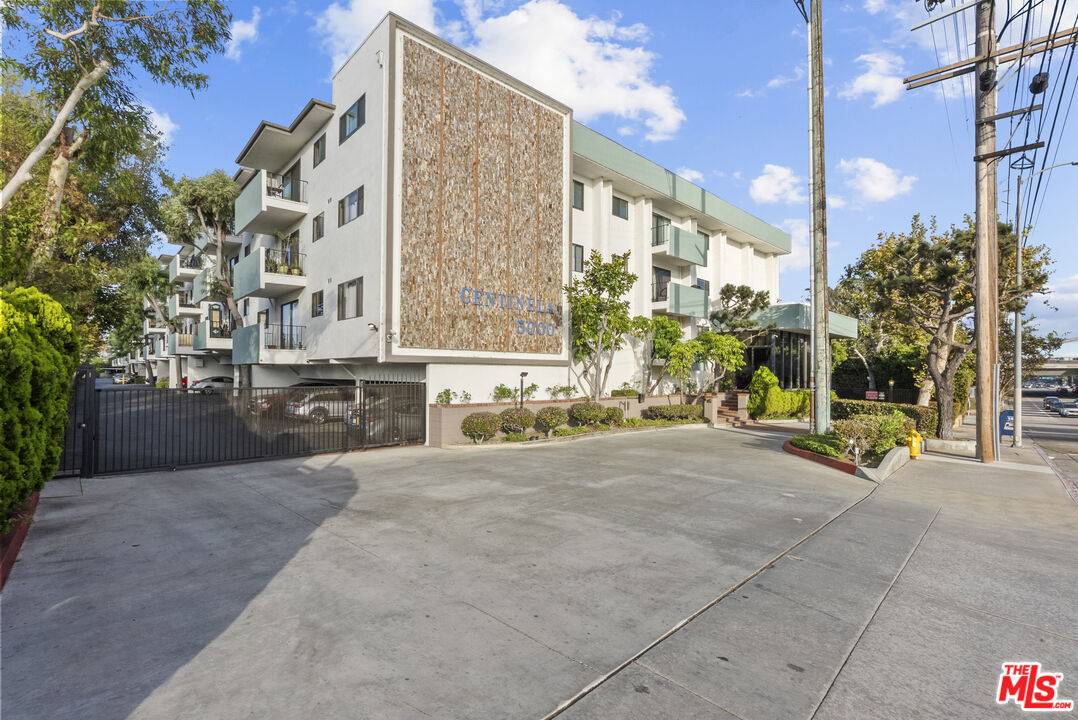 5000  S Centinela Ave 2BR Marina Del Rey La
