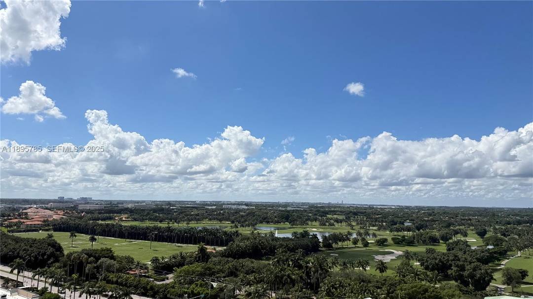 Modern High rise in Doral.