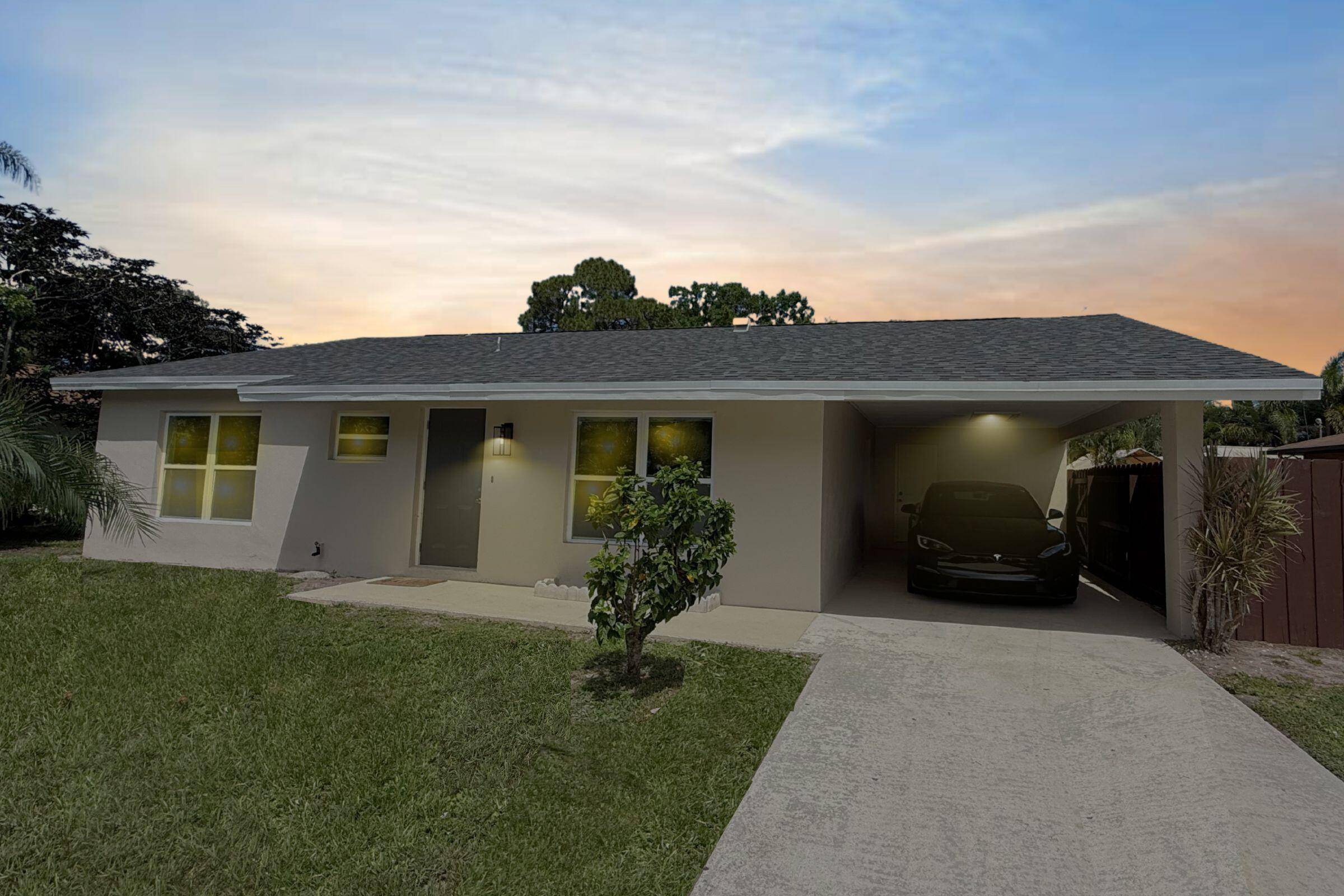 CBS home fully updated with a ton of nice upgrades new roof, A C, water heater.