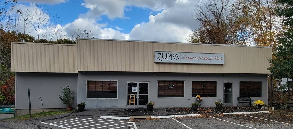 This extremely well established, full operational and thriving restaurant is located in the heart of Wolcott on busy Wolcott Road, with a traffic count of 12, 900 vehicles per day.