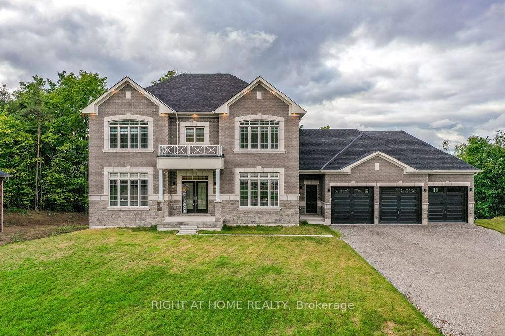 Luxury Living. Fall in love with this stunning new executive residence, offering over 3, 550 sqft.
