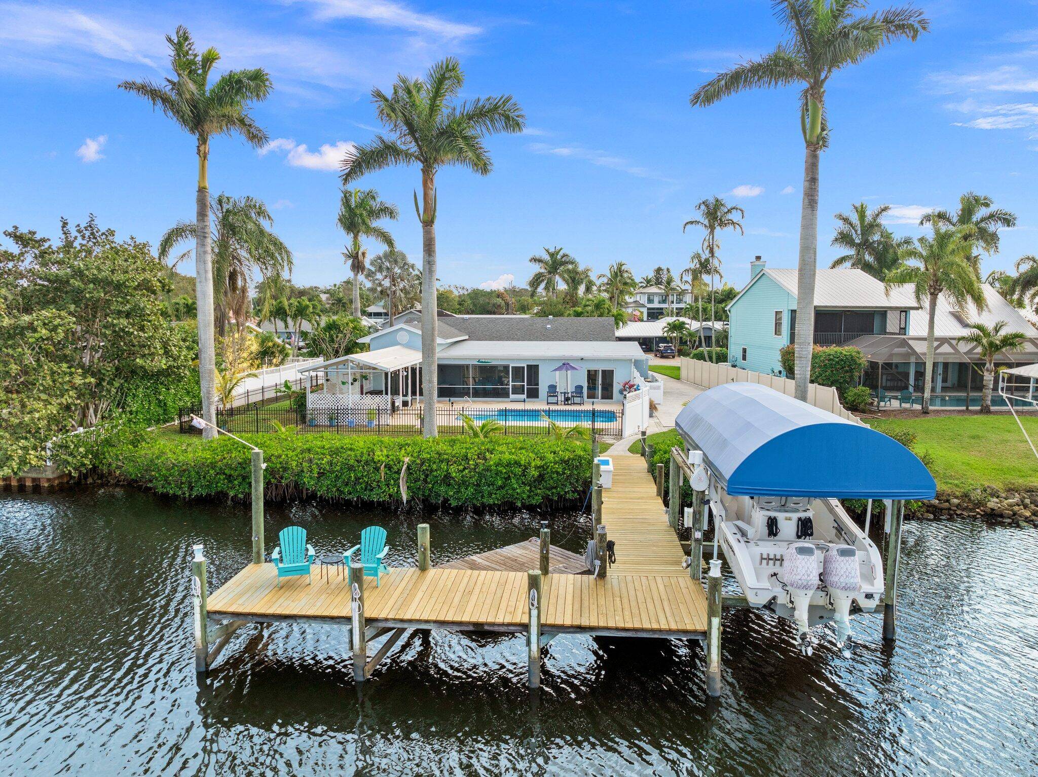 Coastal living at its finest !