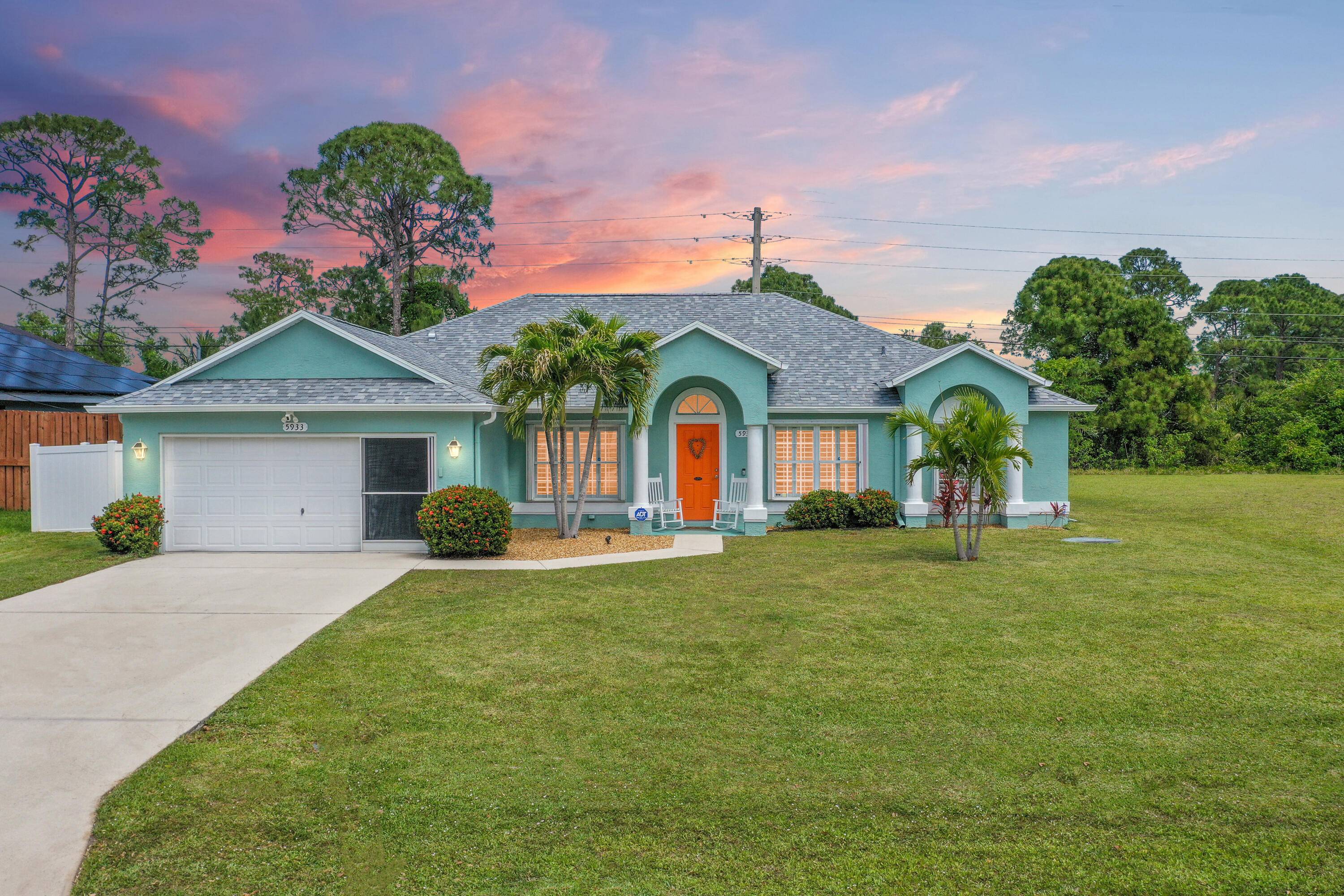 ''Spacious 4 Bedroom, 2 Bathroom Home with Screened in Pool in Desirable Neighborhood''.