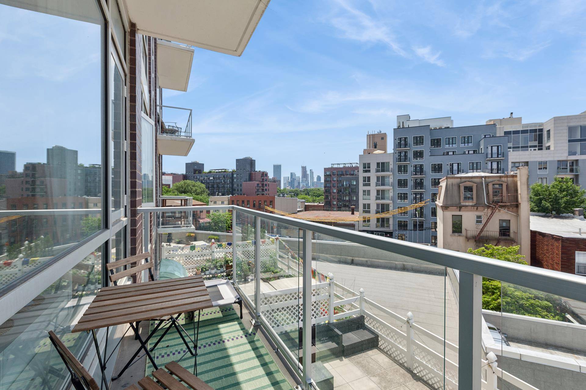 Welcome to this luxury condo in the sought after East River Tower !