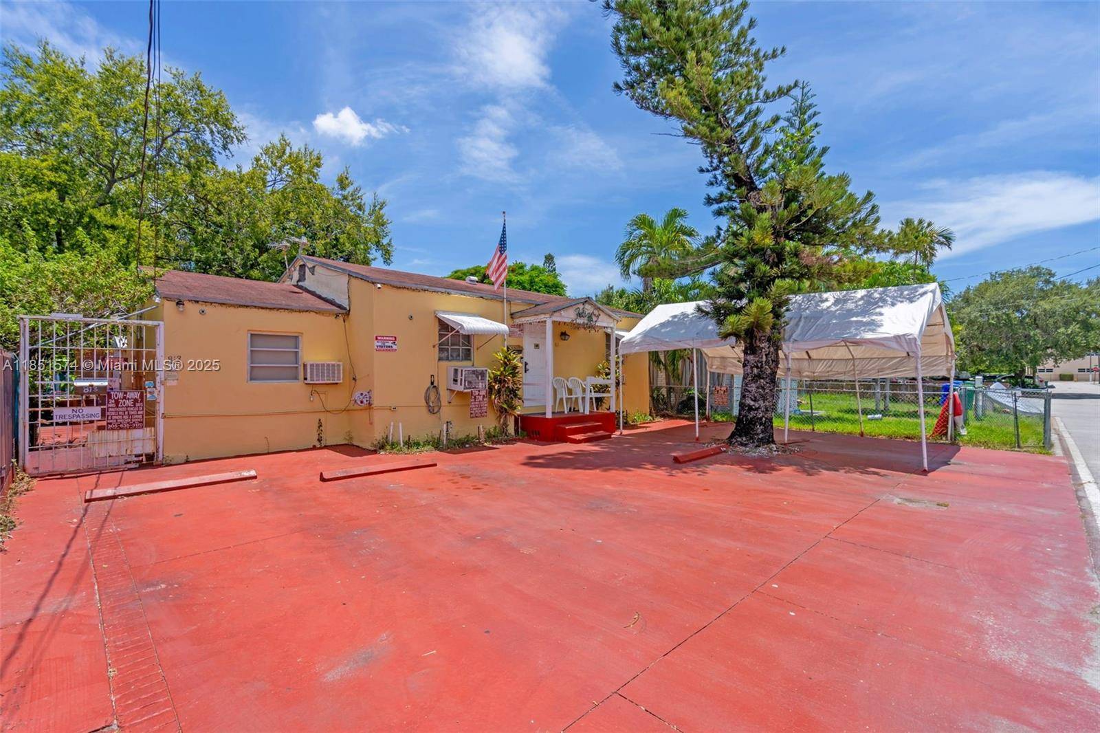 Prime investment opportunity in the heart of Miami !