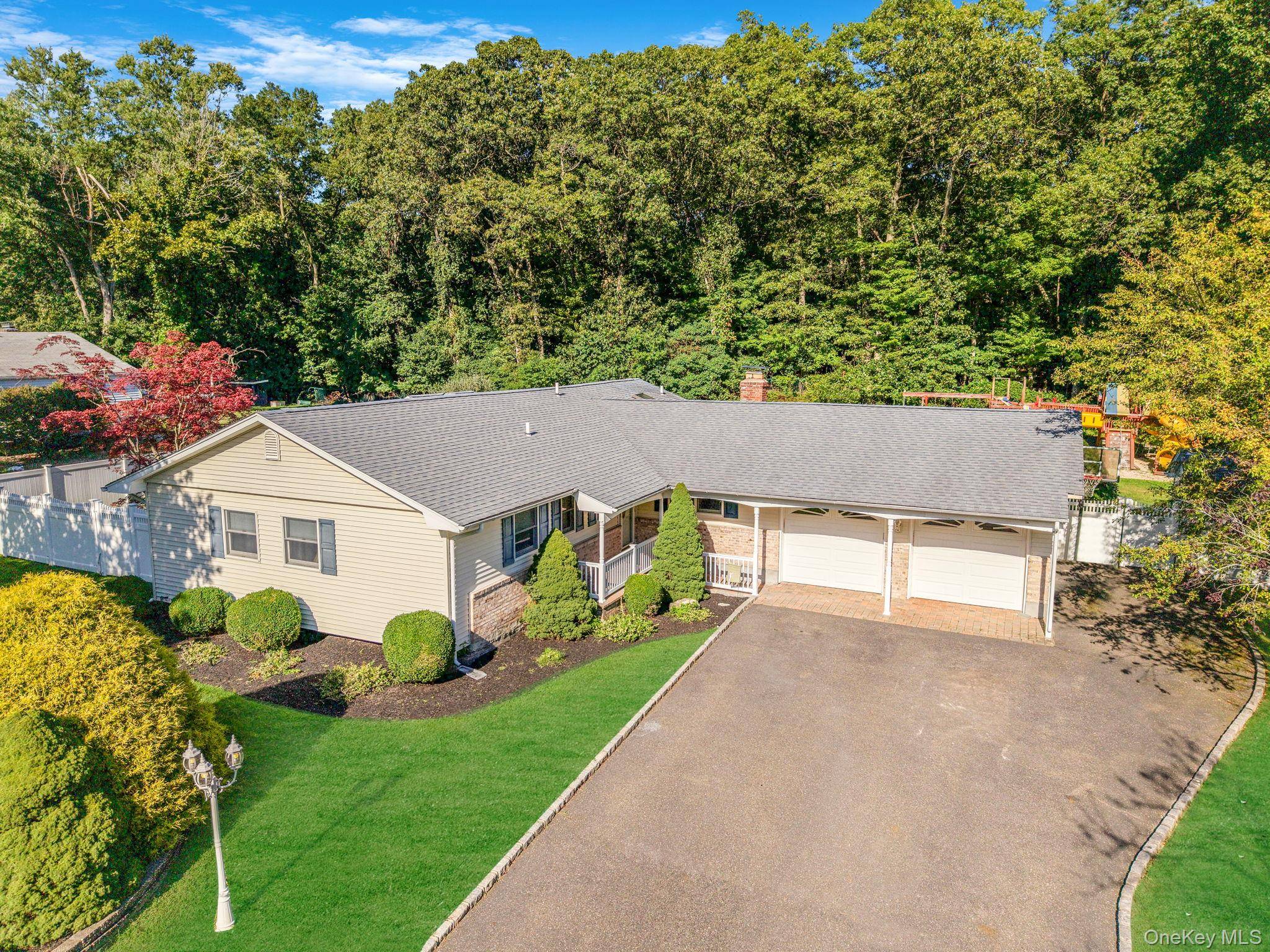 Welcome to 39 Robinhood Lane in East Setauket.