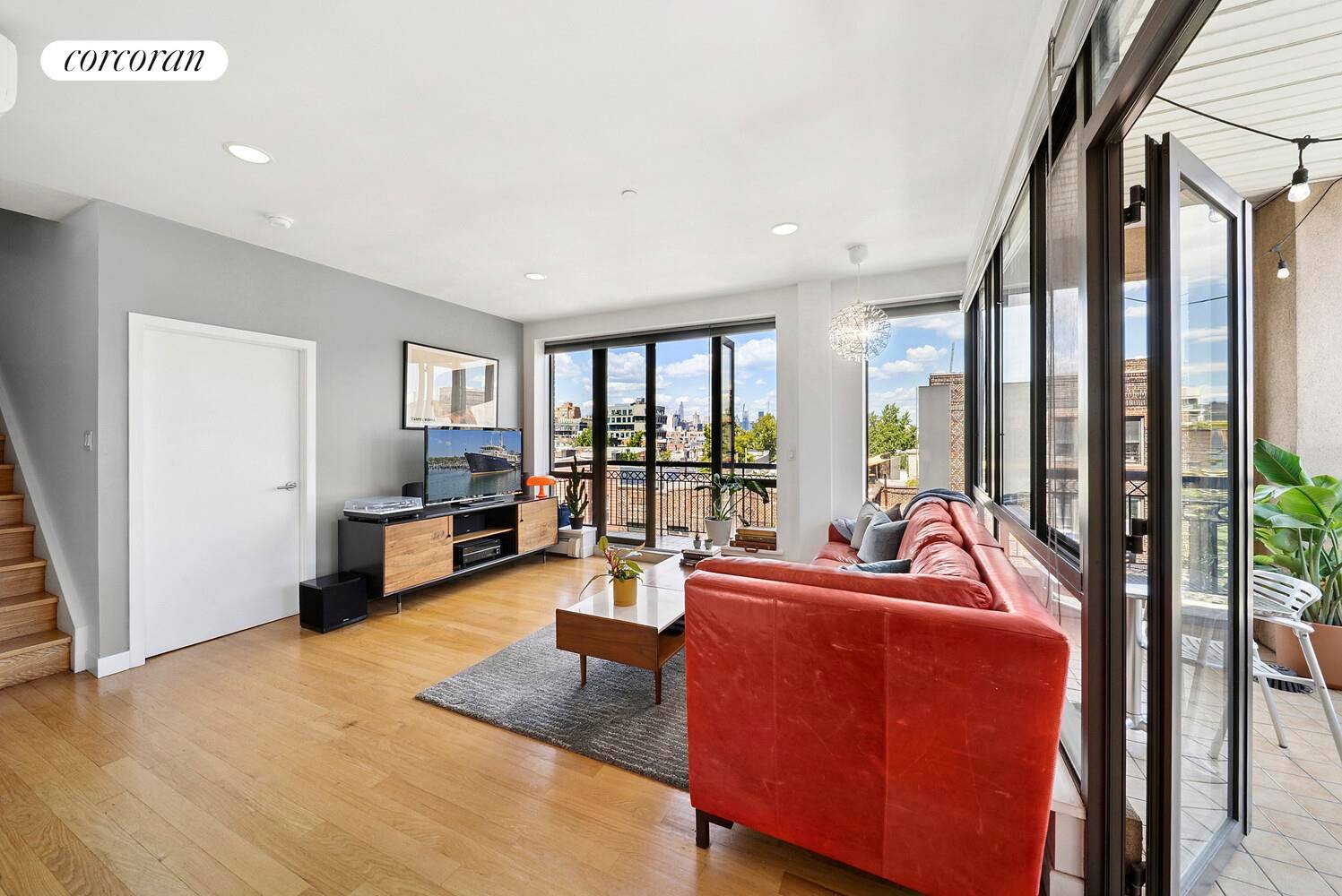 Come home to this stylist 2 bedroom, 2 bathroom, 964 sqft duplex condo perched on the top floor of a boutique 8 unit elevator building in the heart of Williamsburg ...