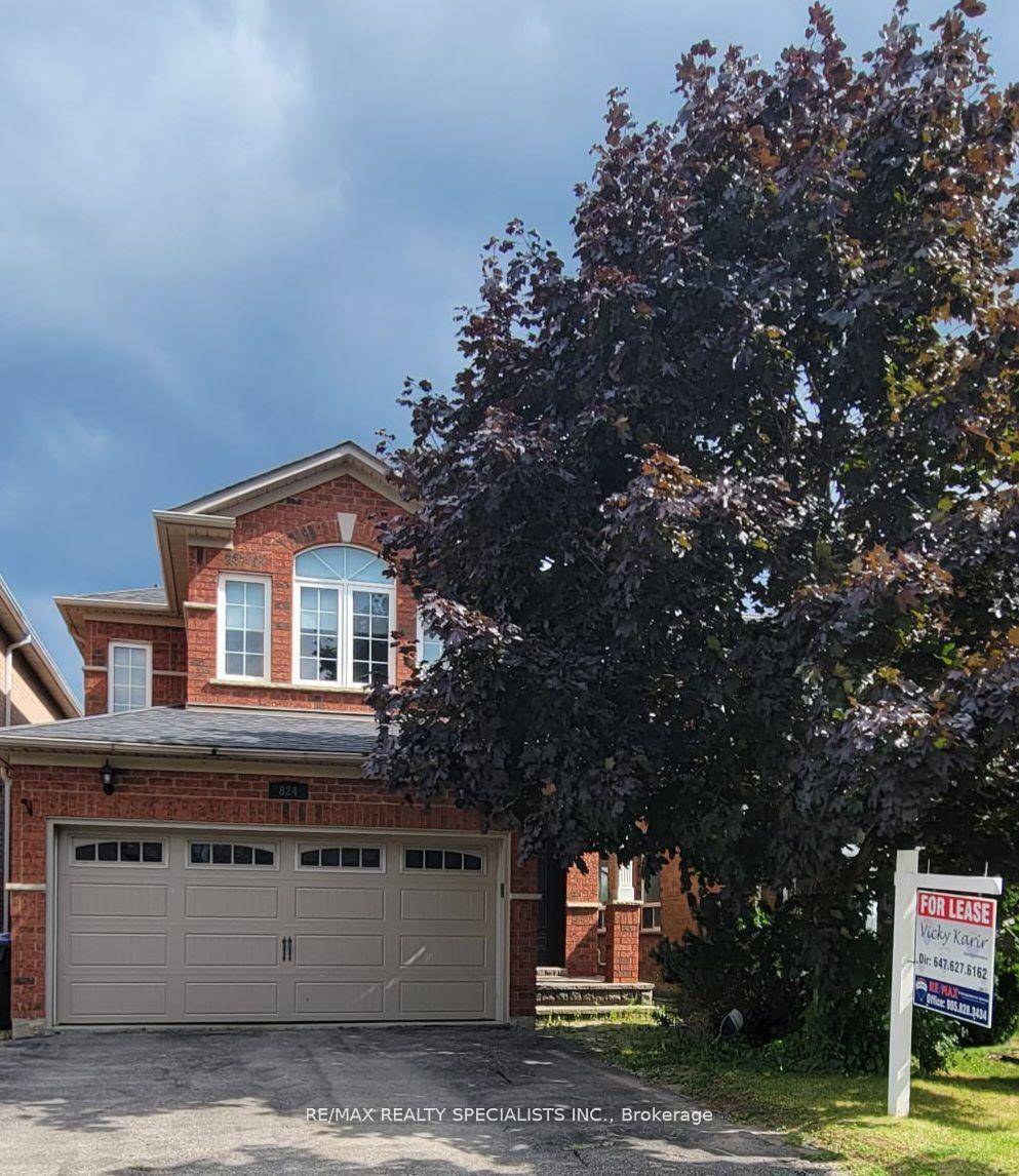 Absolutely Gorgeous amp ; Beautifully Made 2 Bedroom Spacious Basement Apartment For Rent In Prestigious East Credit Area Of Mississauga Very Near To Heartland !