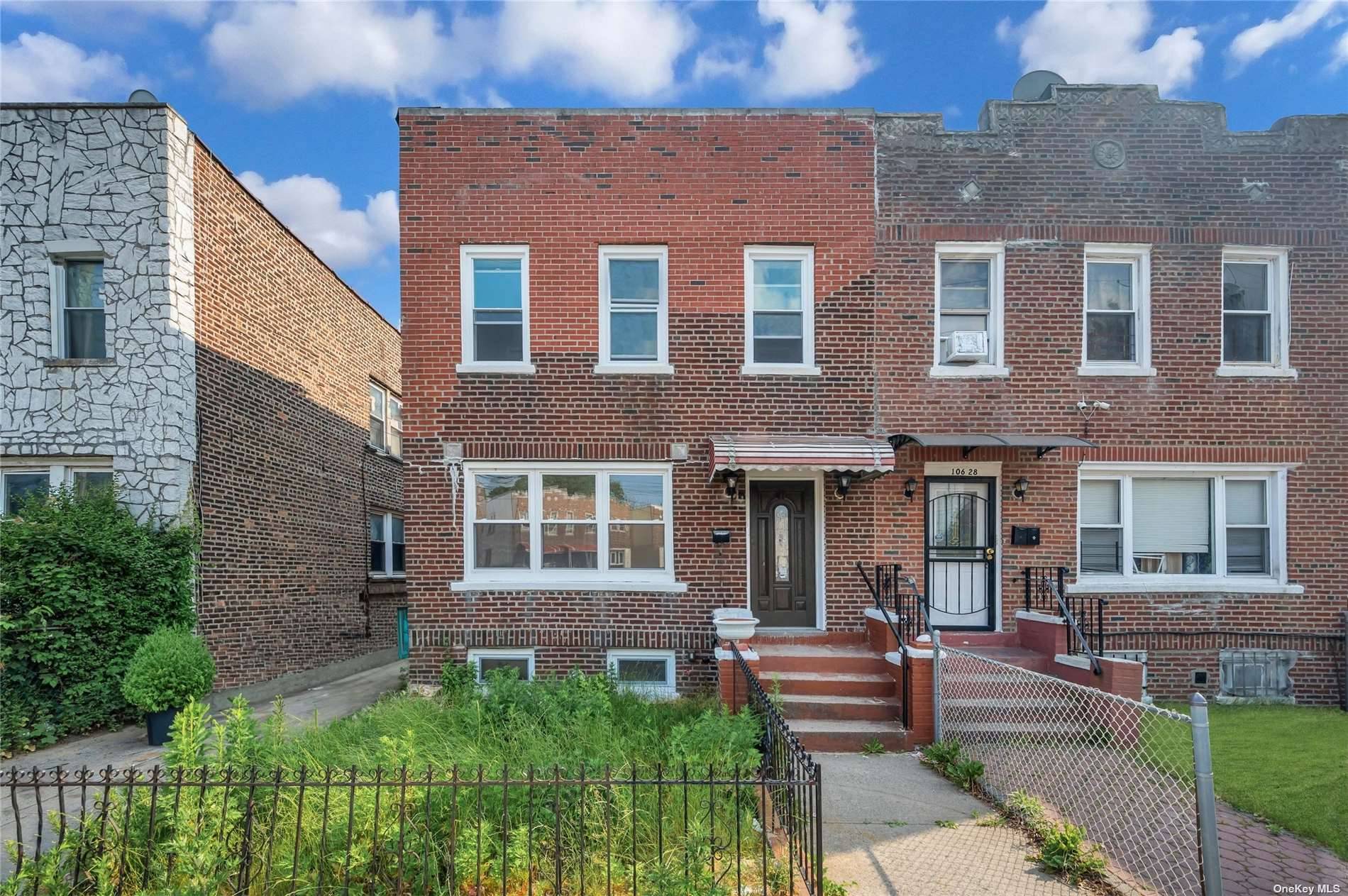 Welcome to 106 30 Ruscoe St, Queens !