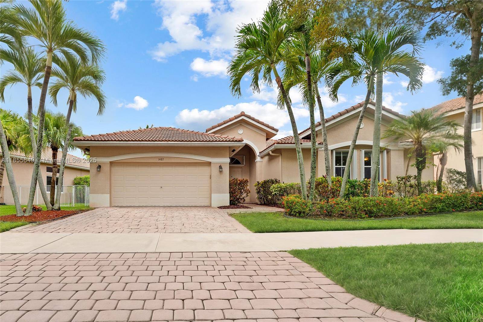 Renovated one story in gated Savanna at Weston.