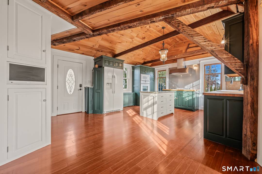 Welcome home to this charming Historic home dating back to the late 1700's which presents a great balance of old Colonial charm with modern conveniences and maintain much of it's ...