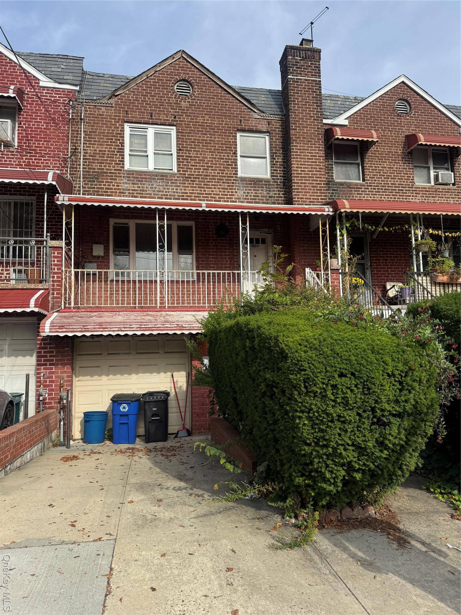 2 family brick home, 3 bedrooms duplex over 1 bedroom, large back yard.