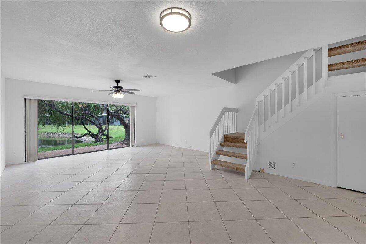 SELLERS ARE OFFERING 10, 000 IN CLOSING COST ASSISTANCE.