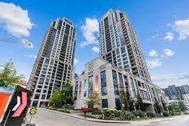 This luxurious 2 bedroom, 2 washroom condo unit boasts breathtaking, unobstructed views and is ideally located close to Hwy 427 and shopping.