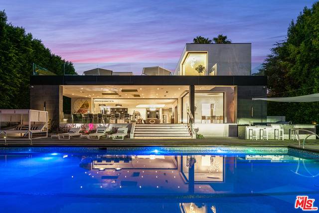 809  N Rexford Dr Beverly Hills Flats LA