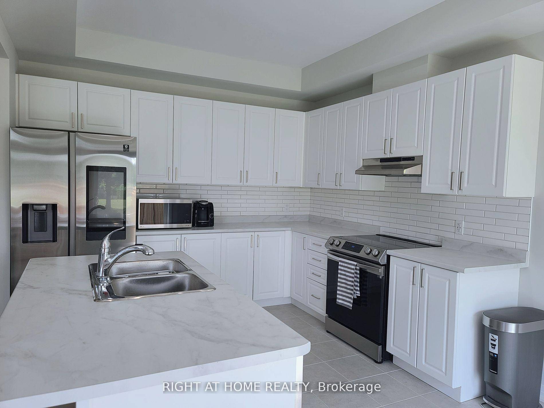 Welcome to this Brantford's newest modern community.
