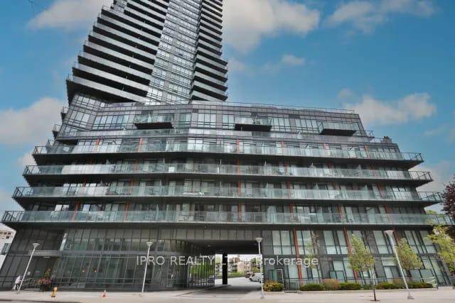Welcome to this beautiful, well laid out condo Townhouse, that is located in a prestigious area of downtown Toronto.
