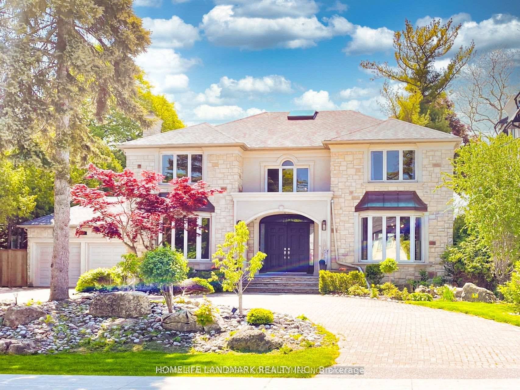 Nestled Within The Prestigious Quadrant Of Bayview And York Mills.