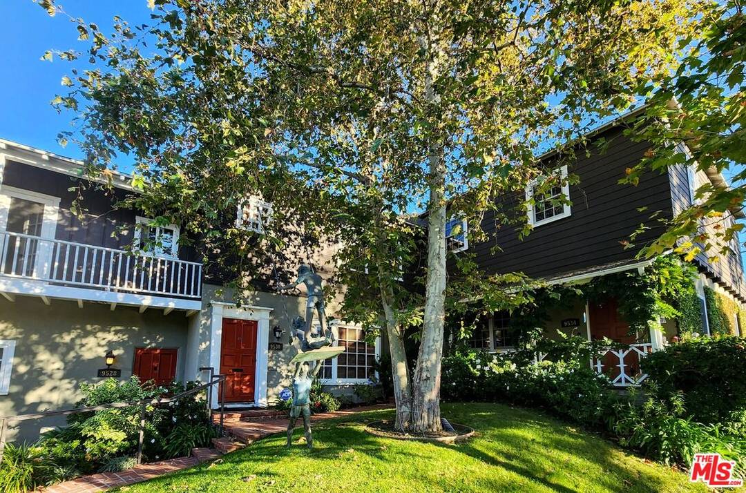 9528 W Olympic Blvd 8BR Beverly Hills La