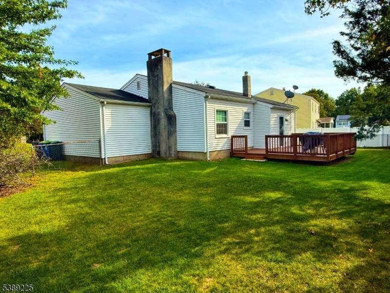 This charming 3 bedroom, 1.
