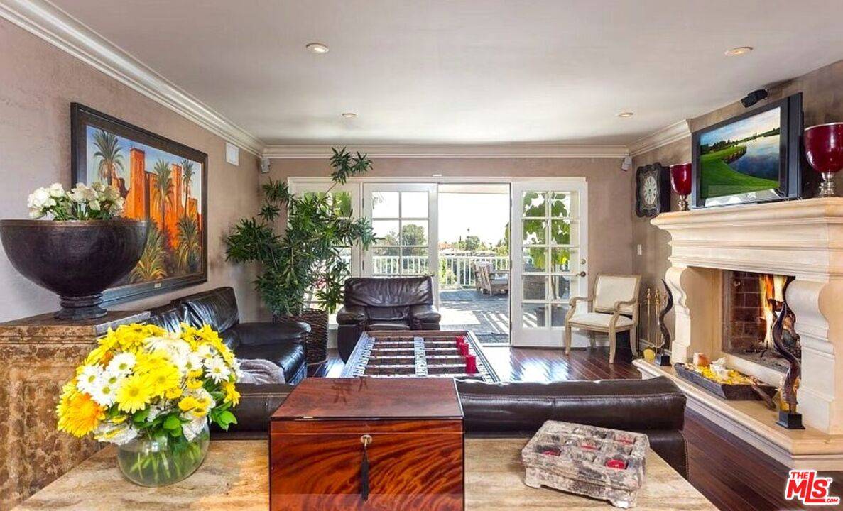 2050 Linda Flora Dr 3BR Bel Air La