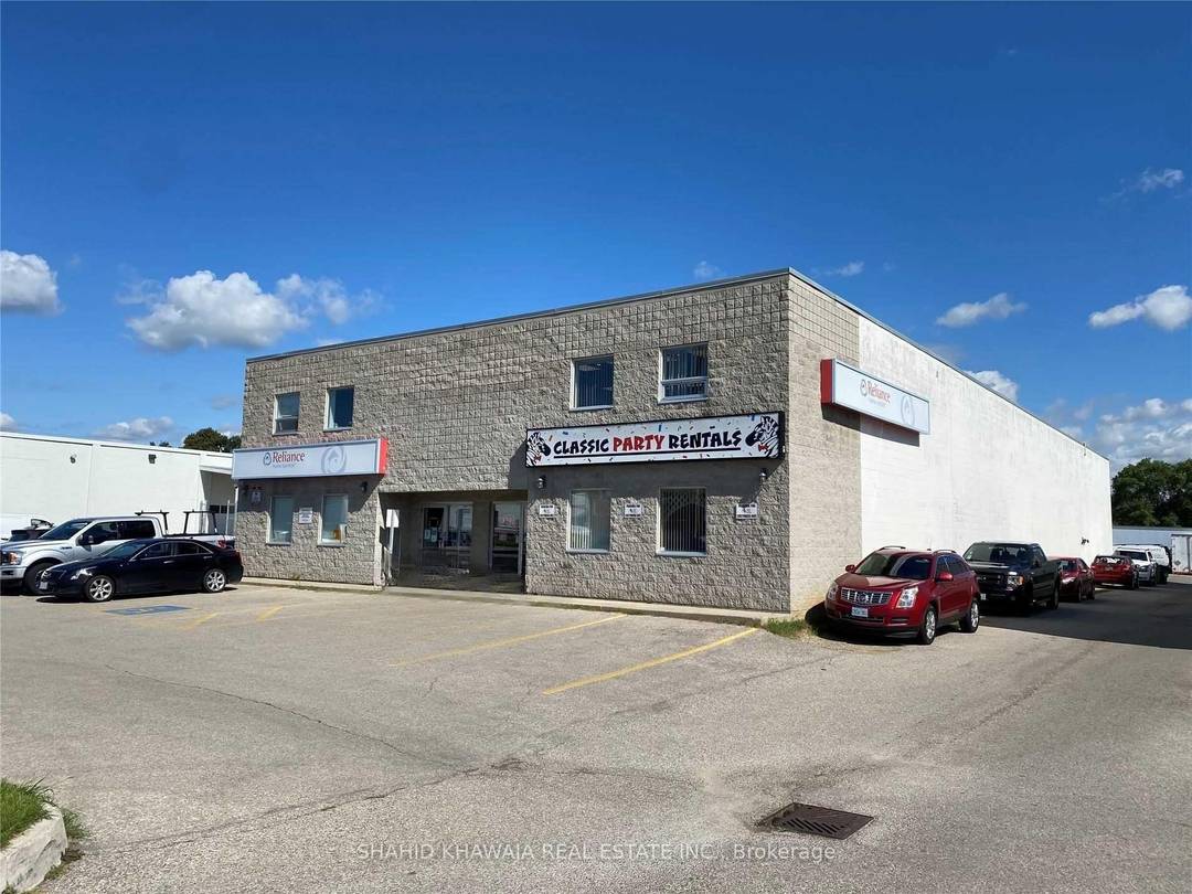 Situated in the Braneida Industrial Park, 37 Morton benefits from a strategic location surrounded by similar industrial uses with immediate access to Highway 403 via the Wayne Gretzky Parkway Highway ...