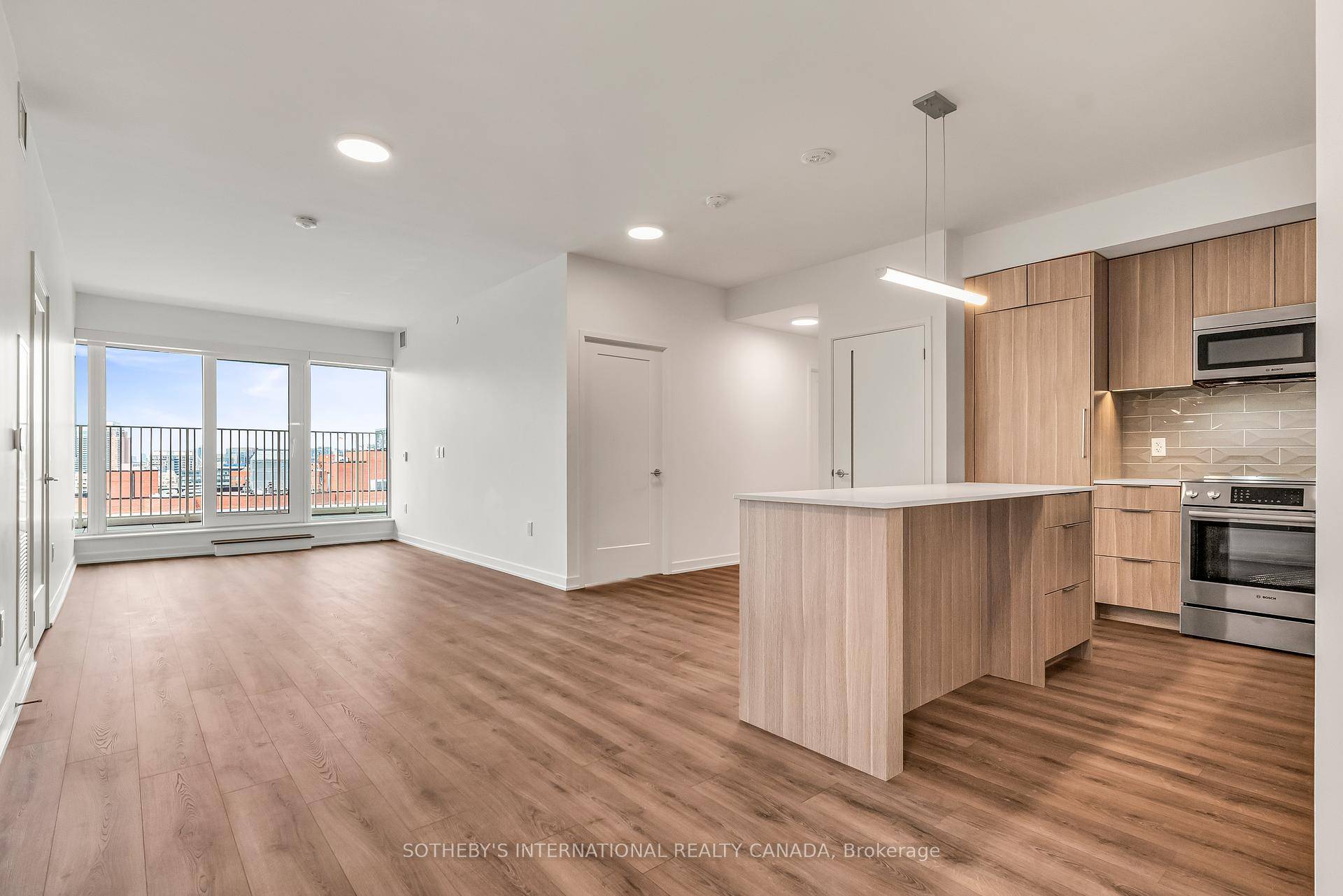 Limited Time Offer Sign a lease by June 30th and receive 1 month free plus an extra half month free if you move in by July 1st.
