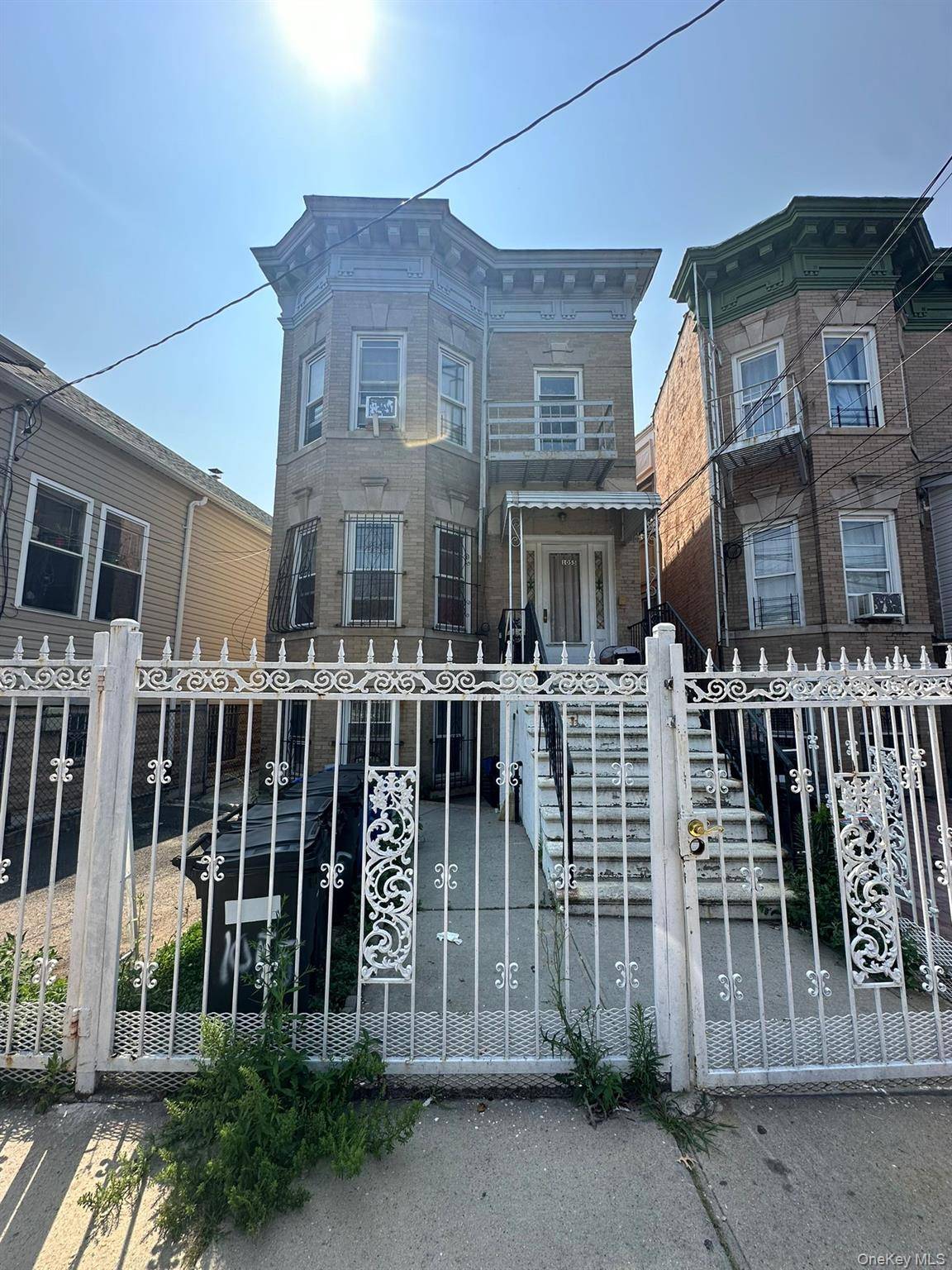 Welcome to 1055 Virginia Ave, located in the heart of Parkchester.