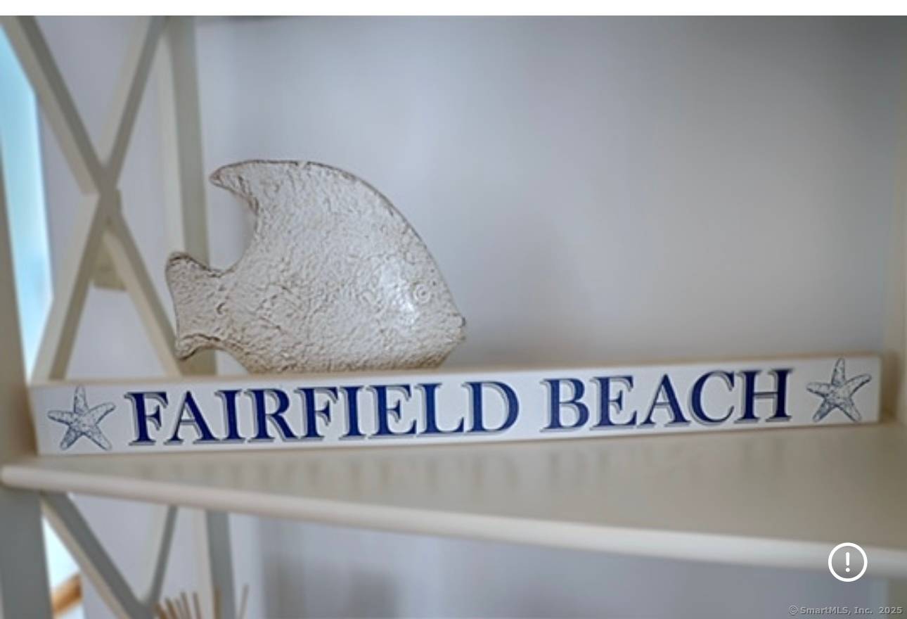 AUGUST ONLY RENTAL ! ! ! Escape to paradise and live in Fairfield Beach !