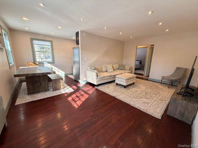 Move In Ready First Floor 2 Bedroom Welcome home to this spacious, sun filled first floor 2 bedroom coop, featuring abundant natural light and refreshing cross breezes throughout the day.