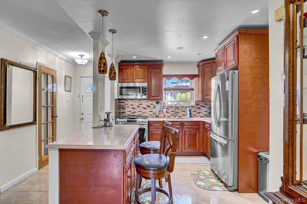 Welcome to this beautiful home on a quiet block in East New York Brooklyn.