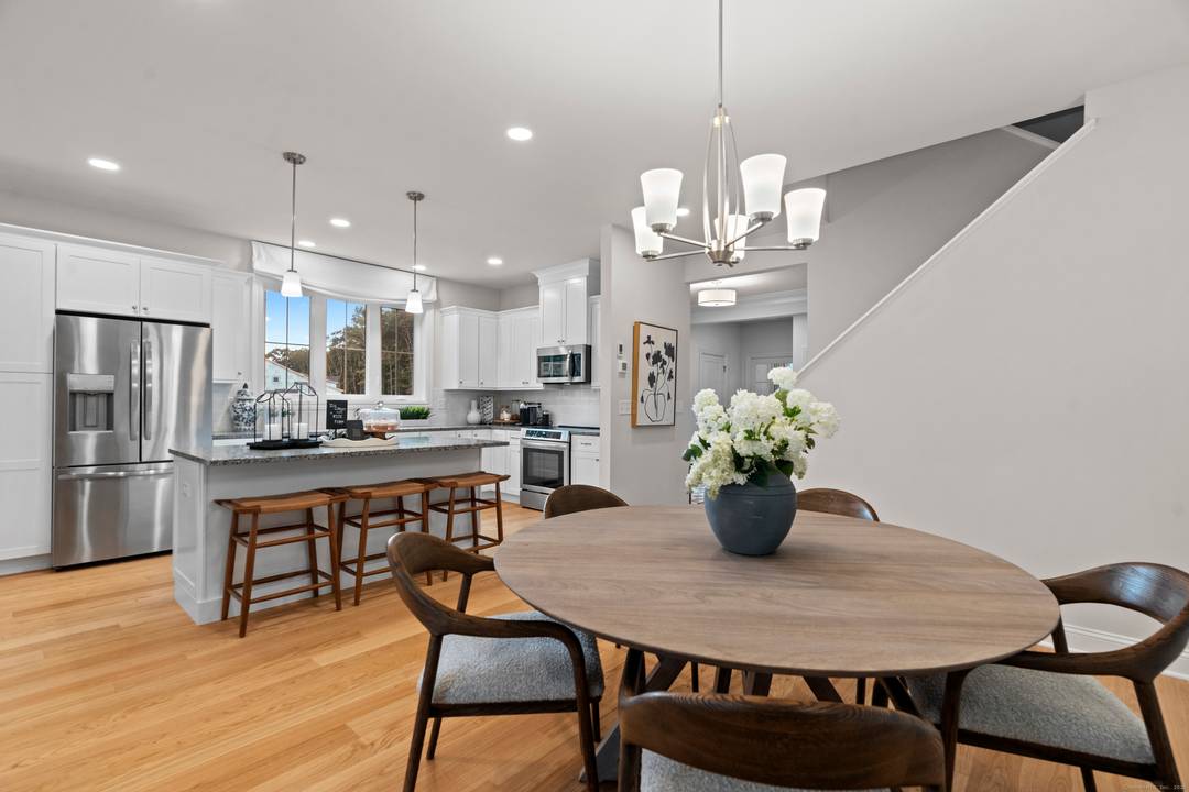 EG Home, a trusted multi award winning builder, presents the Pinehurst at Oxford Greens Connecticut's premier active adult community.