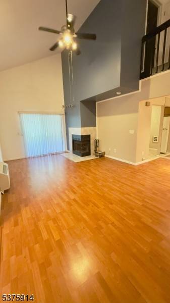 Welcome to this stunning condo townhouse, offering modern elegance and convenience.