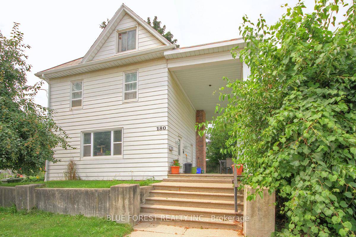 Welcome to 180 Ross St a triplex that perfectly combines charm, flexibility, and opportunity !