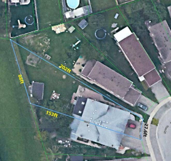 Location ! Massive Lot ! Large Home !