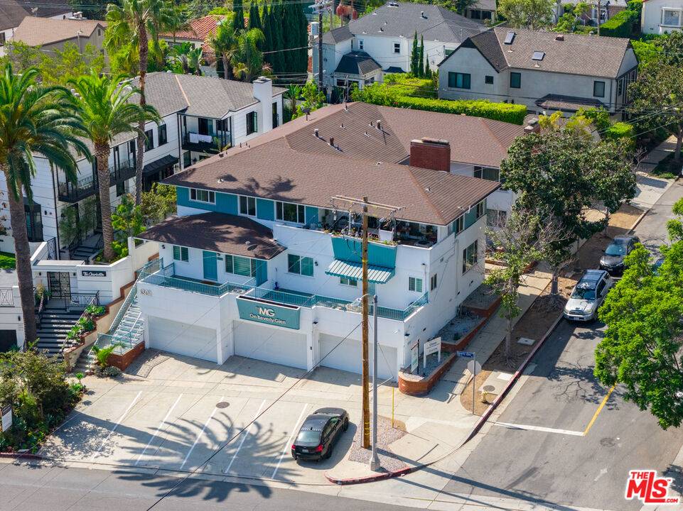 1301 S Beverly Glen Blvd 7BR Westwood La