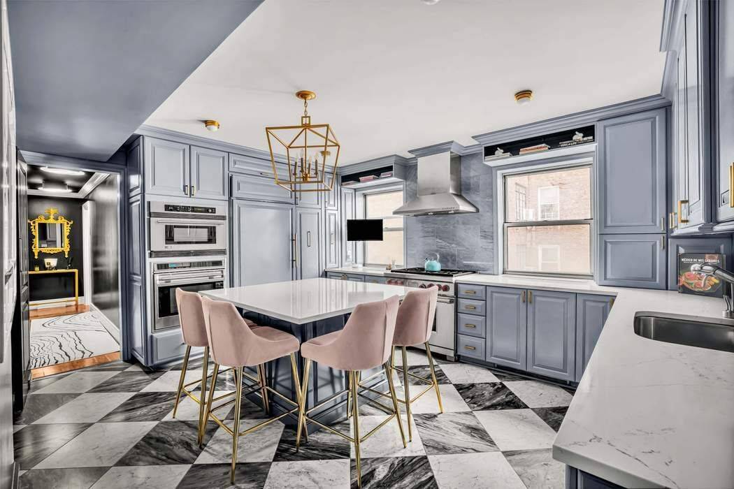 Sophisticated 4 Bedroom Condo at the Charles House Perfectly positioned at the corner of Madison Avenue and 78th Street, this elegant 4 bedroom, 3 bathroom residence at the Charles House ...