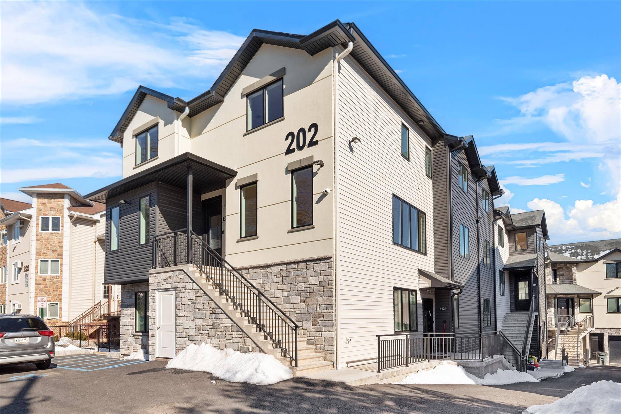 BS D Welcome to 202 Blauvelt Rd !
