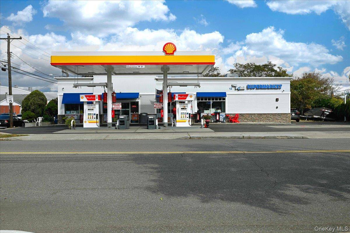 Incredible opportunity to own a completely updated Shell branded gas station and convenience store in one of Long Island s most desirable coastal communities.