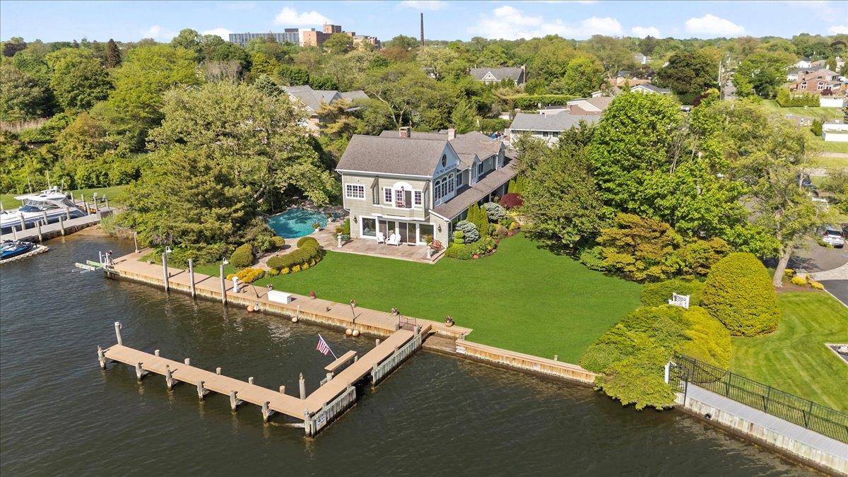 Welcome to this stunning 5, 400 sq.