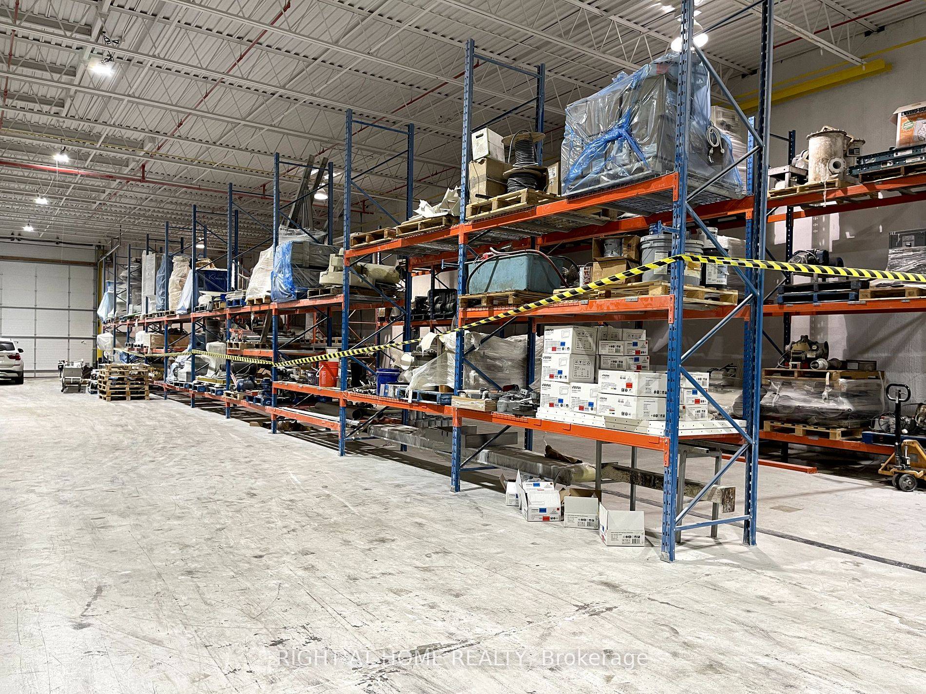 6000 10000 Sq ft M2 Zoned Industrial Shared Warehouse for Storage.