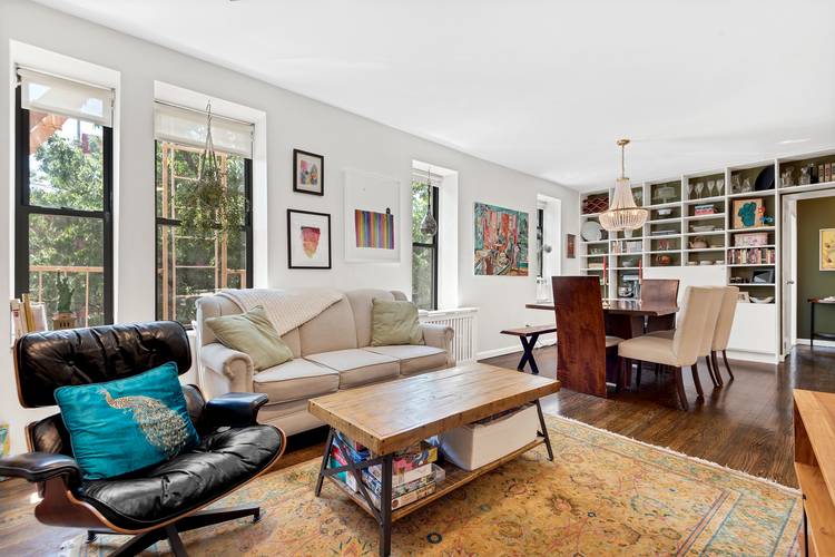 A bright two bedroom residence in the heart of Park Slope, Brooklyn.
